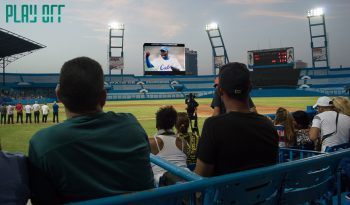 Nueva pantalla led, donada por la firma Samsung, en el Estadio Latinoamericano. Foto: Patryoti.