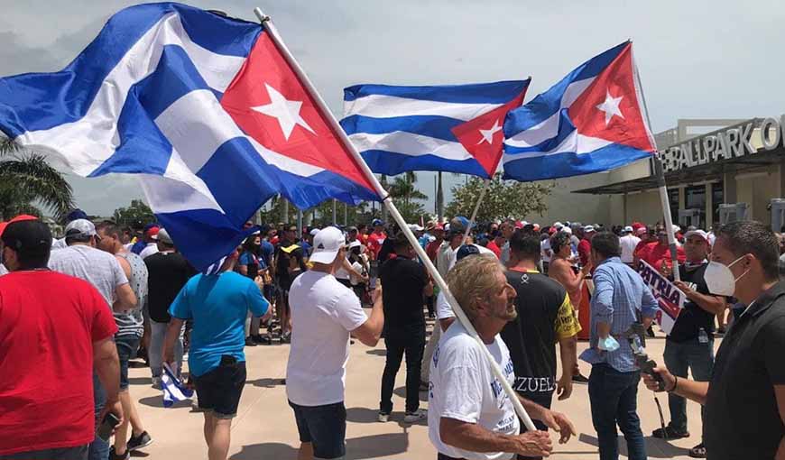 Cubanos protagonizan protestas previas al juego Cuba vs Venezuela