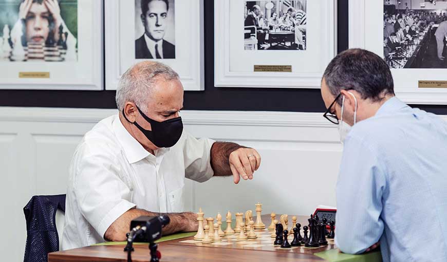 Leinier en Chess 9LX: éxito, derrota y tablas con Kasparov