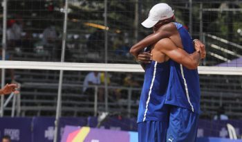 Dupla cubana voleibol de playa masculino