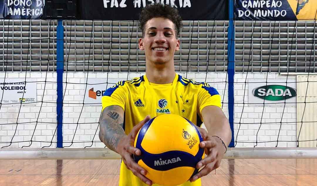 Voleibolista cubano Miguel Alejandro González llegó a Brasil
