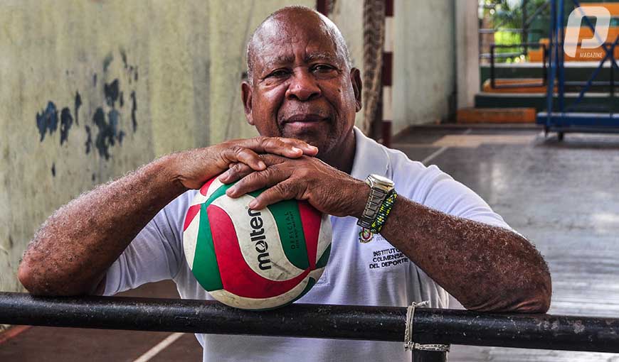 Gilberto Herrera: “para el voleibol cubano es difícil tener resultados con tan pocos jugadores”