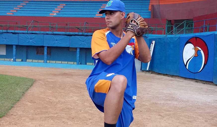 lanzador cubano de Serie Nacional ariel zerquera