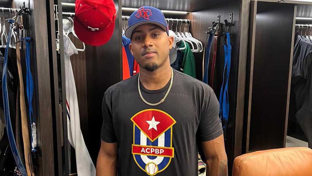 Peloteros cubanos de Astros apoyan crear equipo independiente en