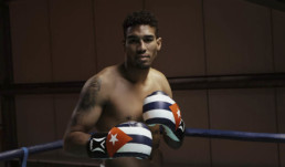 Boxeador profesional cubano Osleys Iglesias