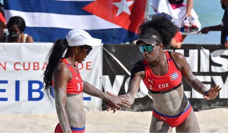 Cubanas a final del voleibol de playa en Varadero