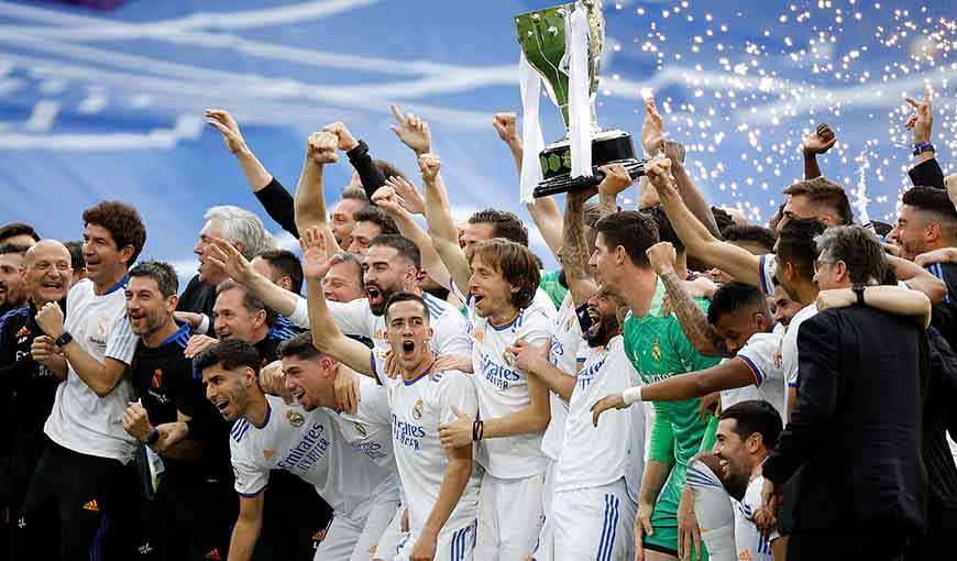Real Madrid celebró título de Liga en Cibeles