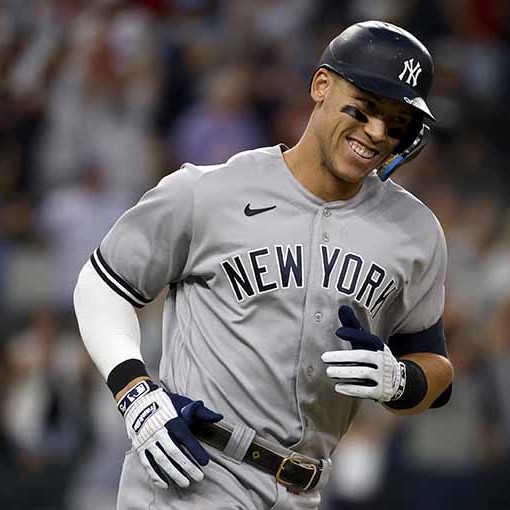 Aaron Judge pega 62 jonronesy establece récord en la Americana