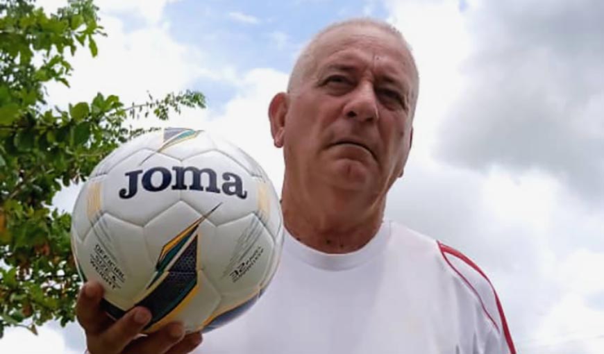 Julio César Álvarez, DT más ganador del fútbol cubano: “me marginaron, pero soy feliz”