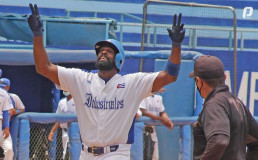 Yasiel Santoya