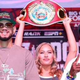 Pelea Robeisy Ramírez vs Issac Dogboe título mundial pluma