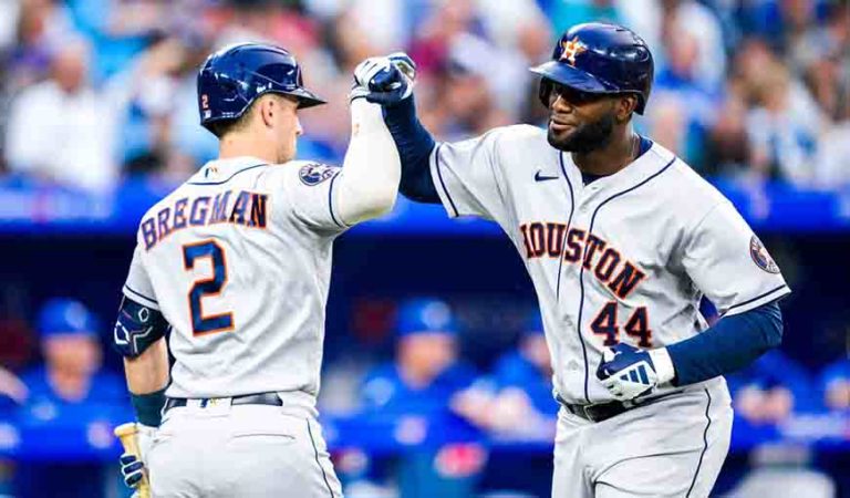 Yordan Álvarez beisbolista cubanos en MLB