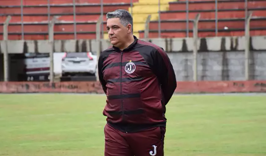 Tuca Guimarães, entrenador brasileño de fútbol entrenó selección cubana