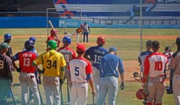 Tryouts de béisbol en Cuba