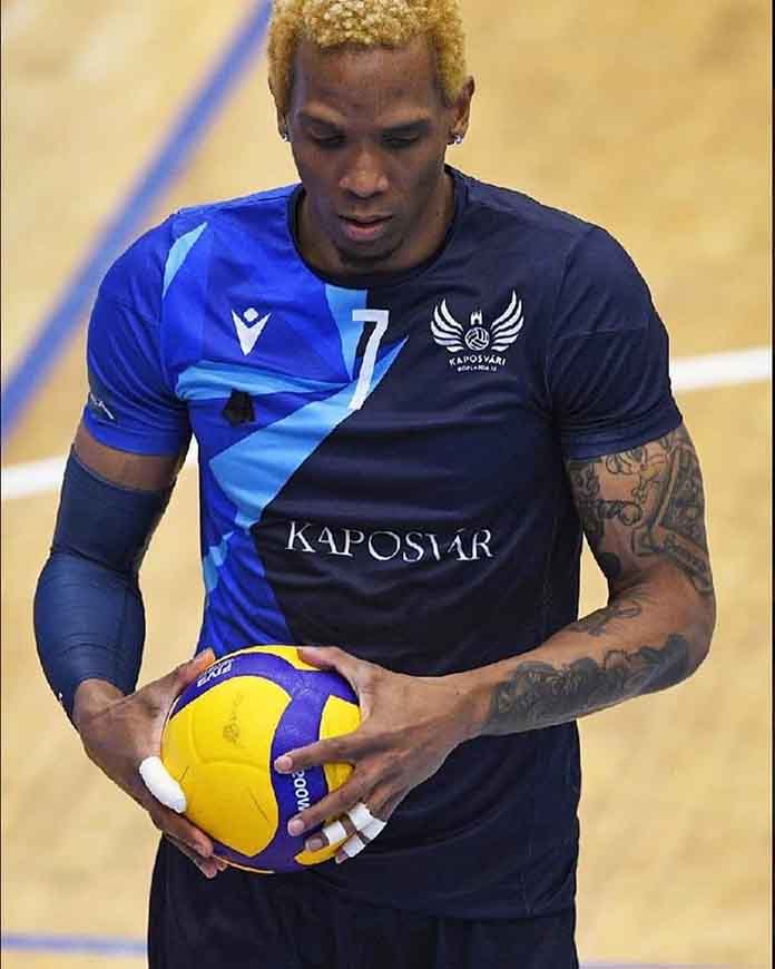 Voleibolista cubano José Sandoval