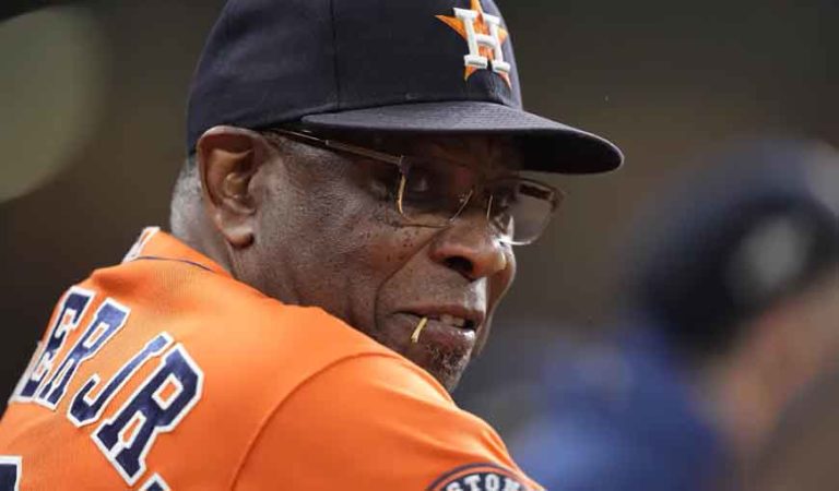 Mánager Dusty Baker MLB Astros