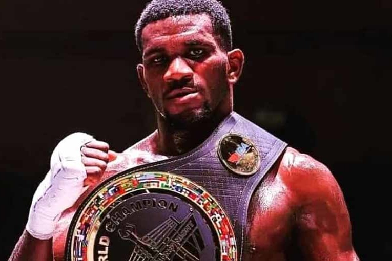 Boxeadores cubanos Yoenlis Hernández