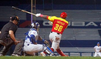 El beisbolista cubano, Rusney Castillo, reveló los motivos de su regreso a Cuba para jugar la Liga Élite con Matanzas