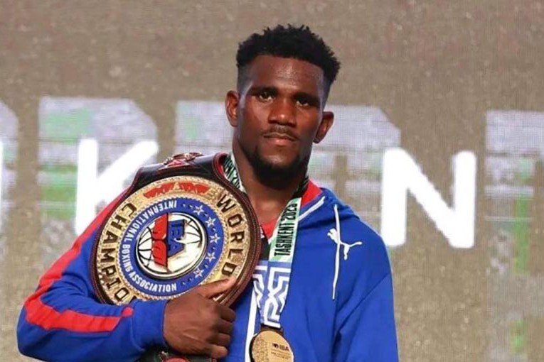Yoenlis Feliciano Hernández, boxeador profesional cubano