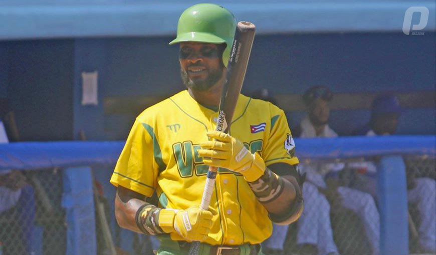 Alexei Ramírez beisbolista cubano regresa Serie Nacional Béisbol