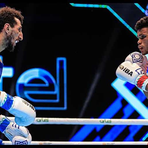 Boxeadores Erislandy Álvarez y Sofiane Oumiha: escuadra cubana vs Francia