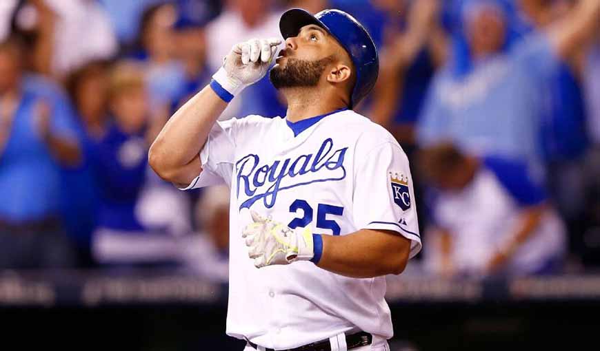 Beisbolista cubano Kendrys Morales boleta salón de la fama del béisbol