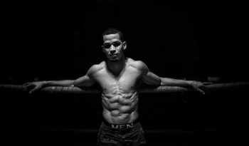 Boxeador cubano que representa a Bulgaria, Javier Ibáñez, gana bronce olímpico